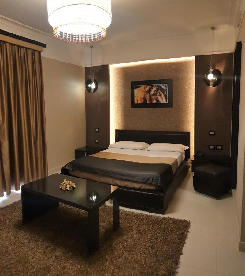 Hotel Cenacolo Somma Vesuviana Luaran gambar