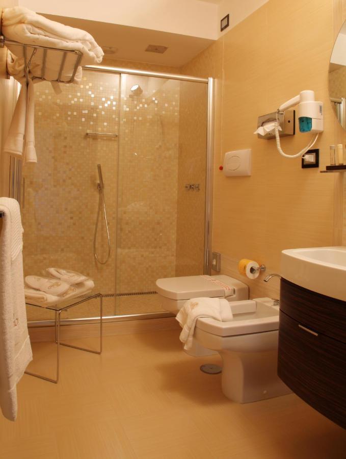 Hotel Cenacolo Somma Vesuviana Luaran gambar