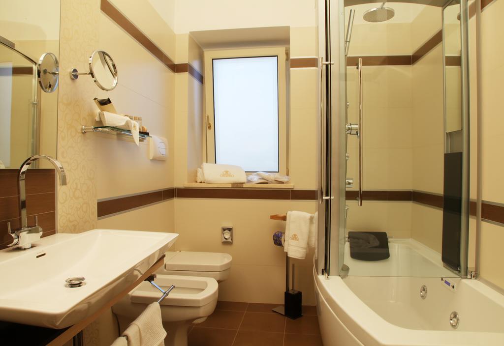 Hotel Cenacolo Somma Vesuviana Luaran gambar
