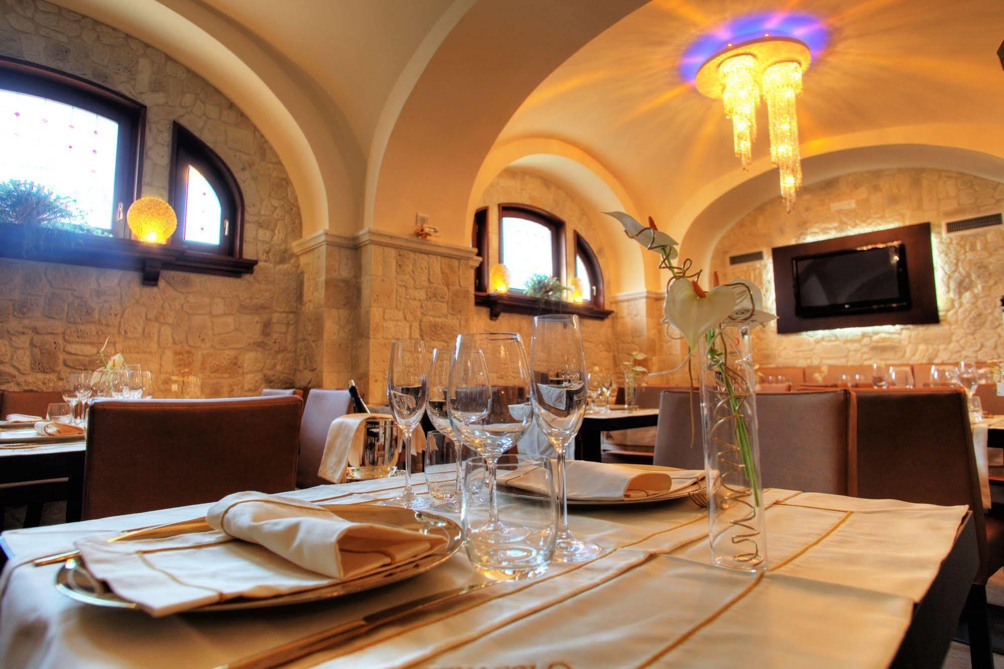 Hotel Cenacolo Somma Vesuviana Luaran gambar