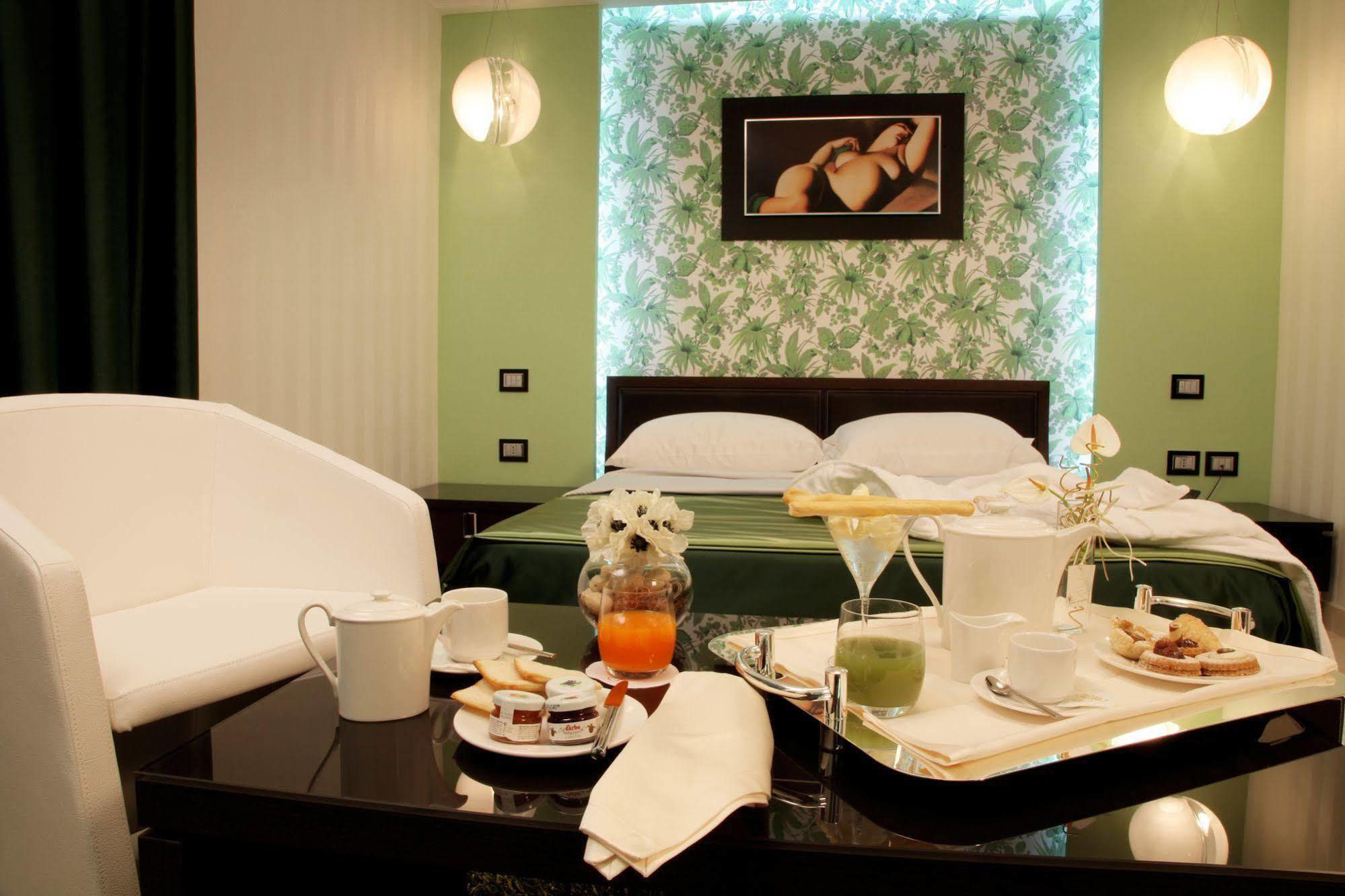 Hotel Cenacolo Somma Vesuviana Luaran gambar